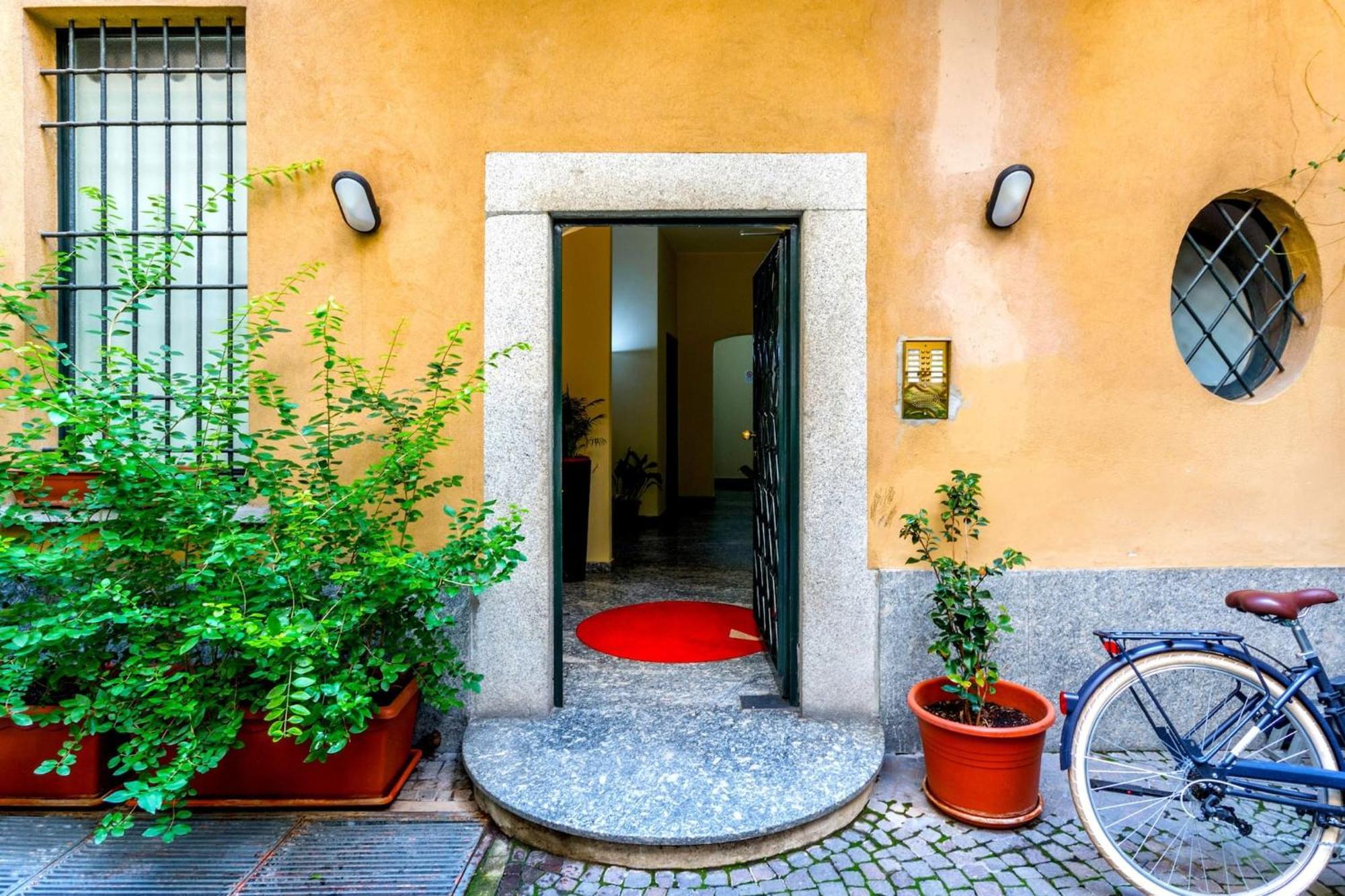 Lovely Apartments In The Hearth Of Brera By Rentopolis มิลาน ภายนอก รูปภาพ